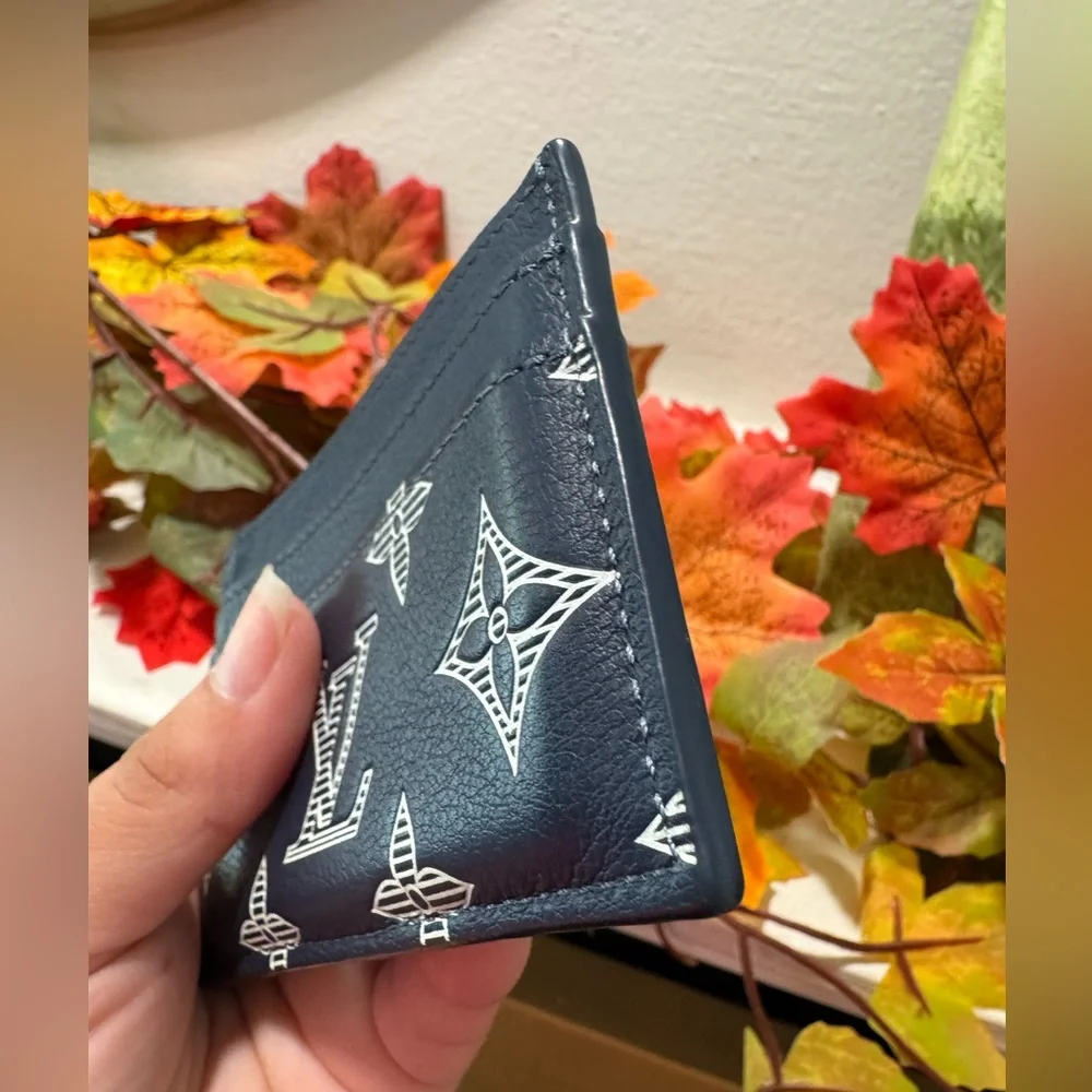 ONE DAY SALE✨ Louis Vuitton Dark Blue Monogram shadow double Card Holder